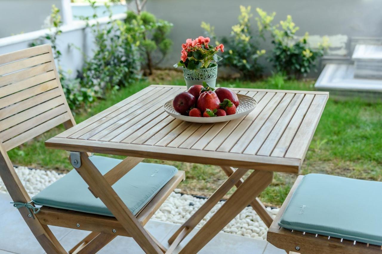Itaka Studio Apartments - Halkidiki Suites Com Nikiti  Eksteriør billede