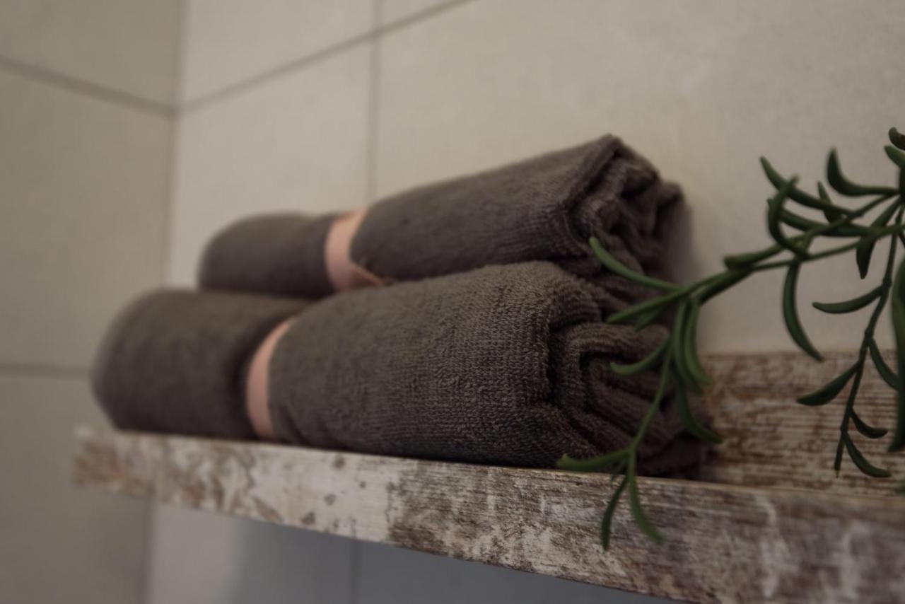 Itaka Studio Apartments - Halkidiki Suites Com Nikiti  Eksteriør billede