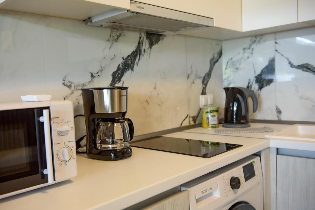 Itaka Studio Apartments - Halkidiki Suites Com Nikiti  Eksteriør billede